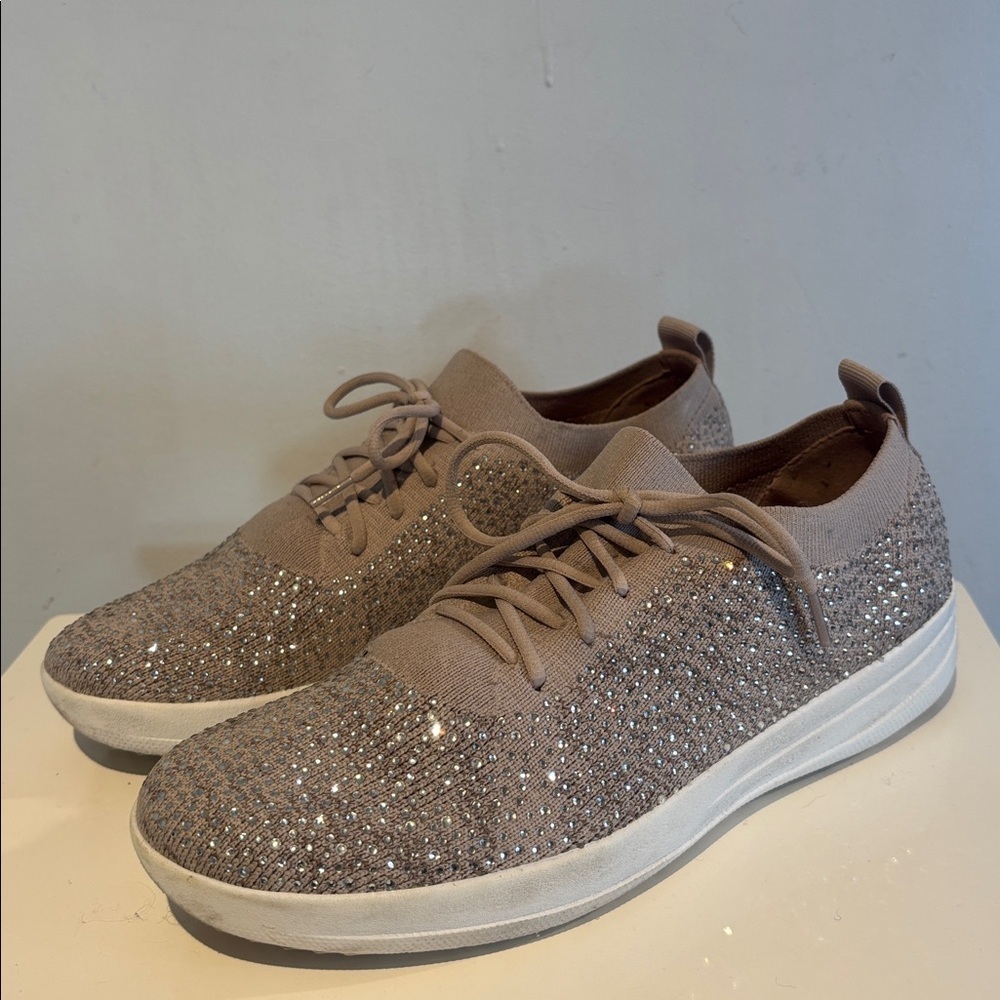 Fitflop Beige Knit Sneakers with Sparkle size 8 - Picture 2 of 12